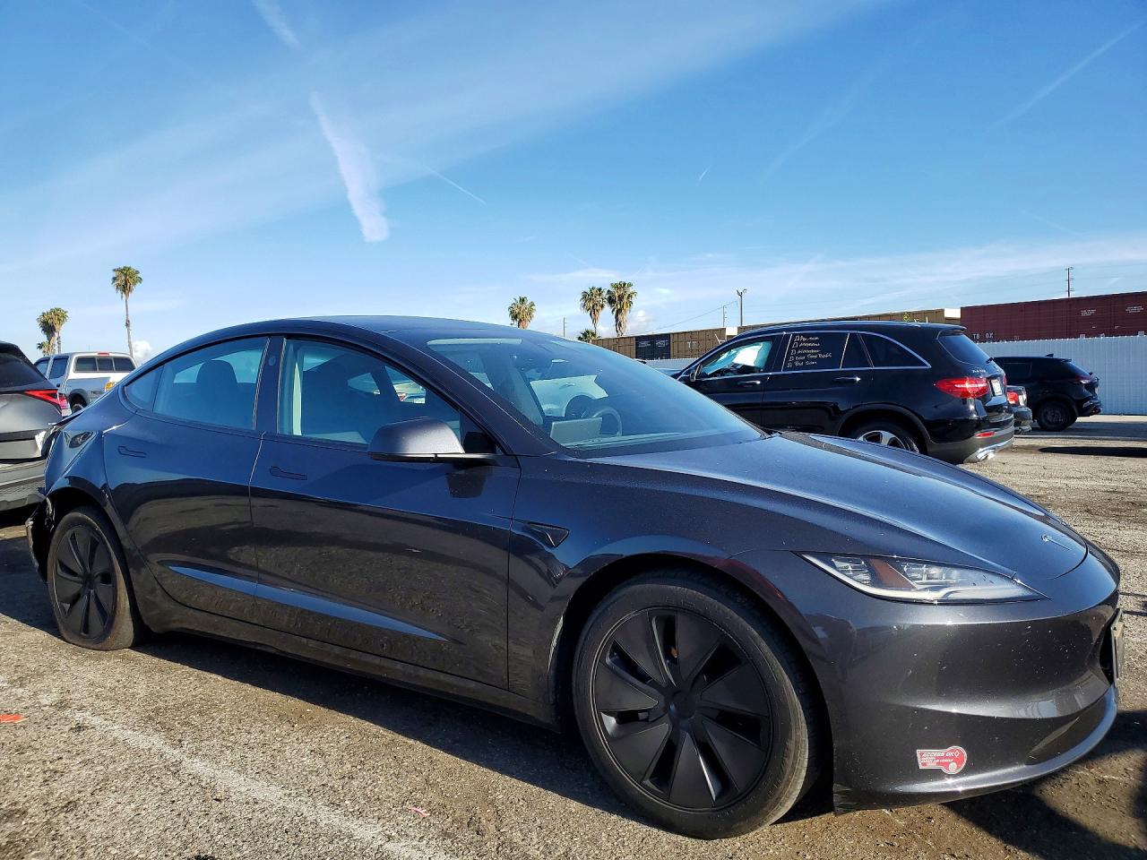 2024 TESLA MODEL 3