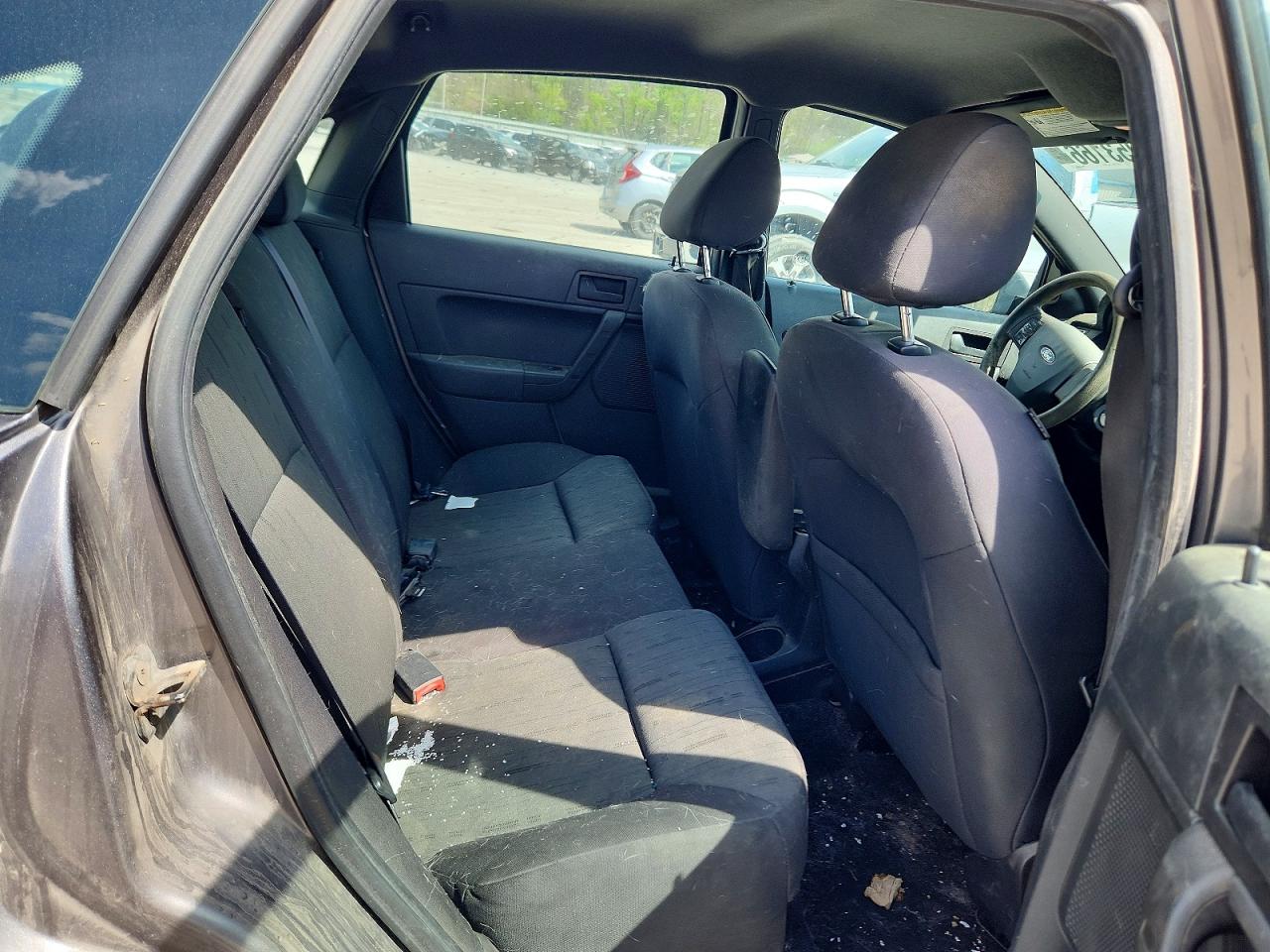 2011 FORD FOCUS