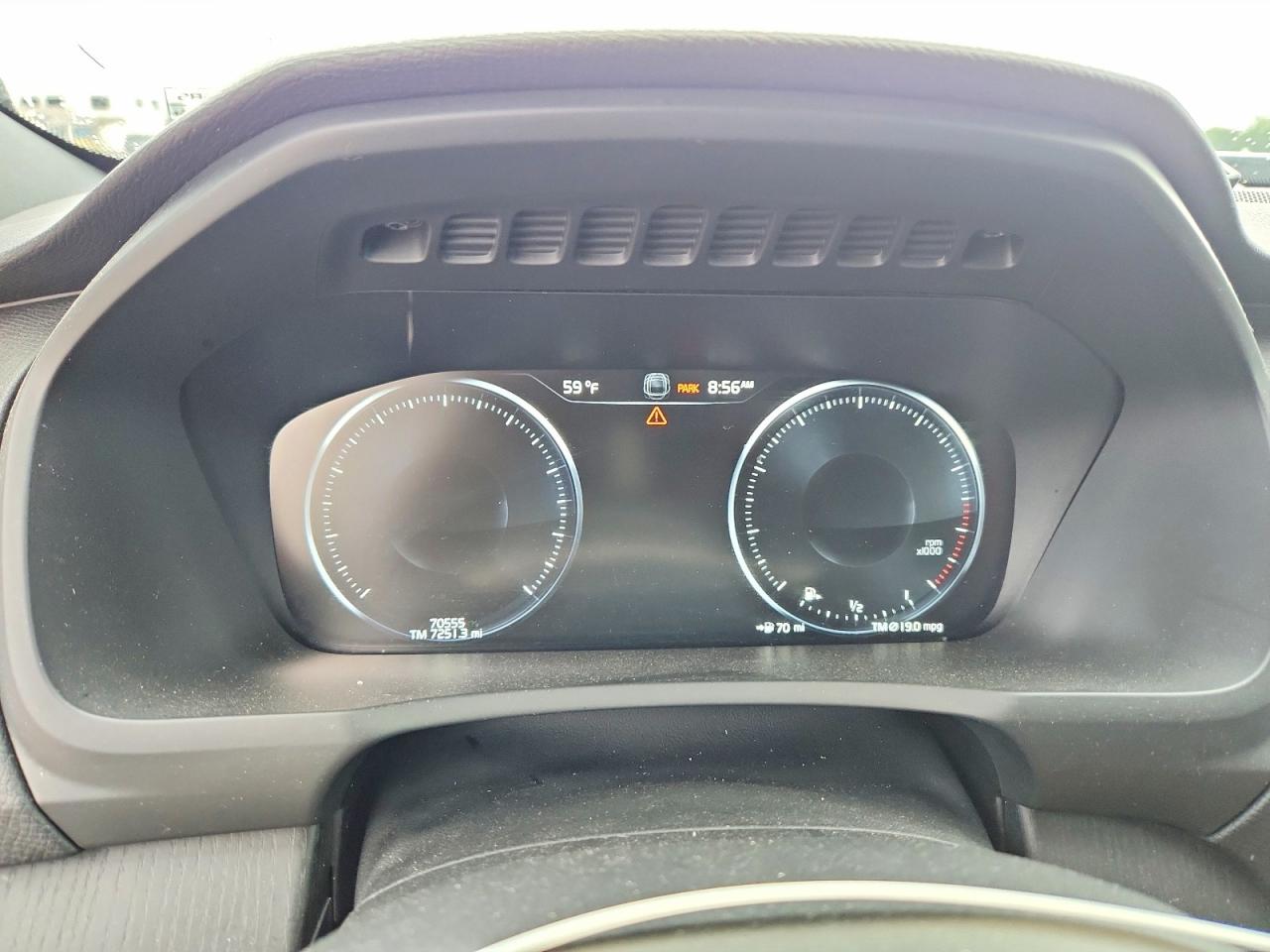 2020 VOLVO XC90