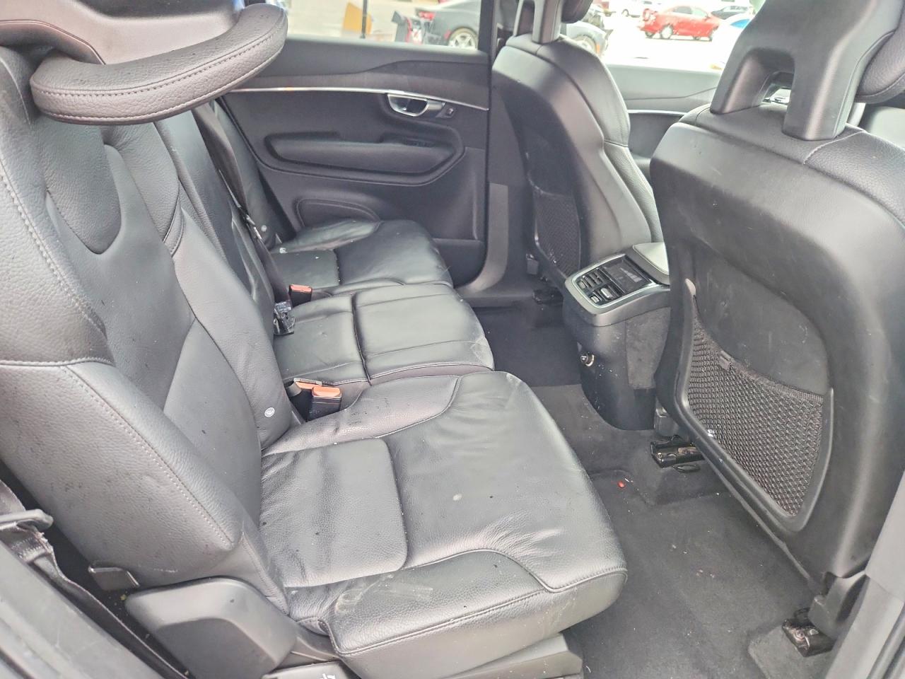 2020 VOLVO XC90