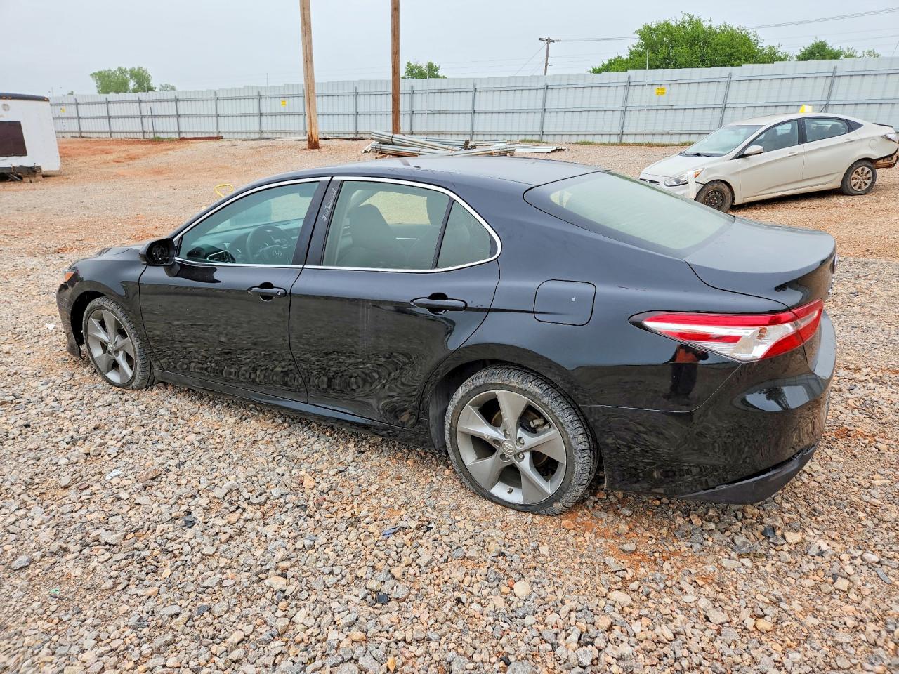 2018 TOYOTA CAMRY