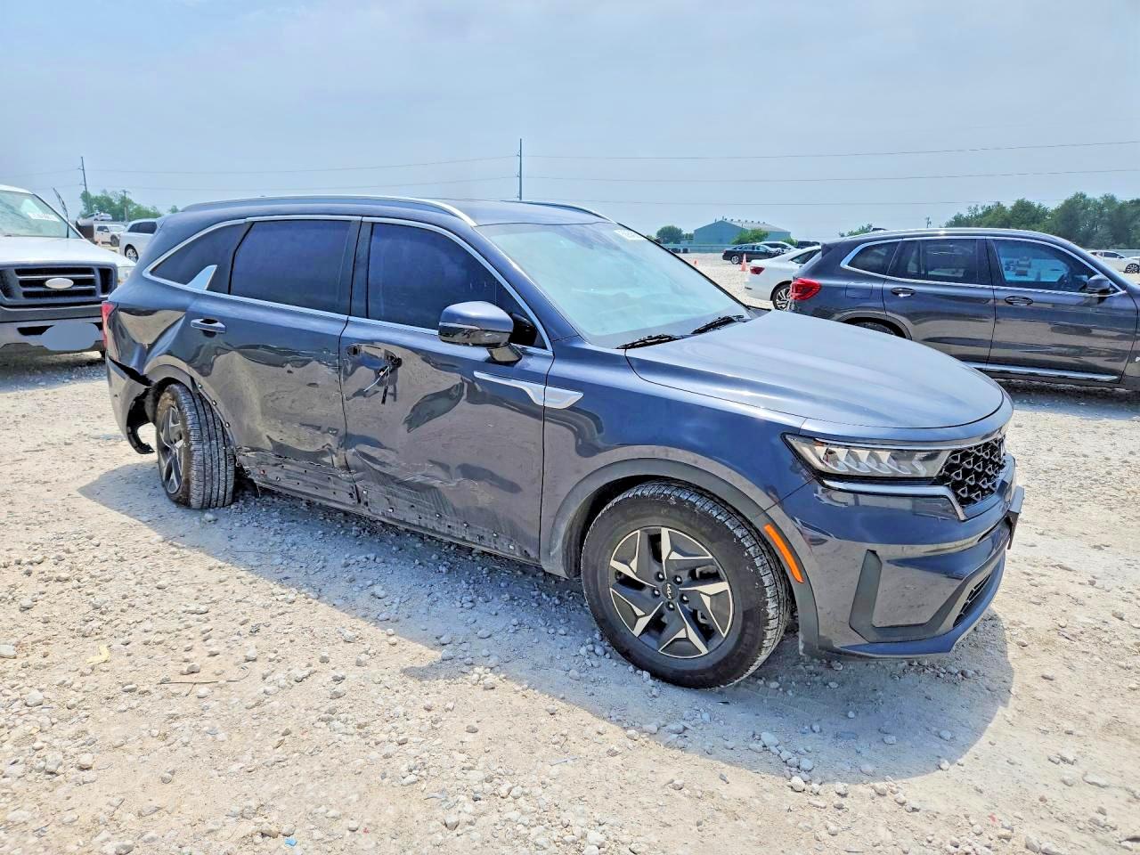 2022 KIA SORENTO