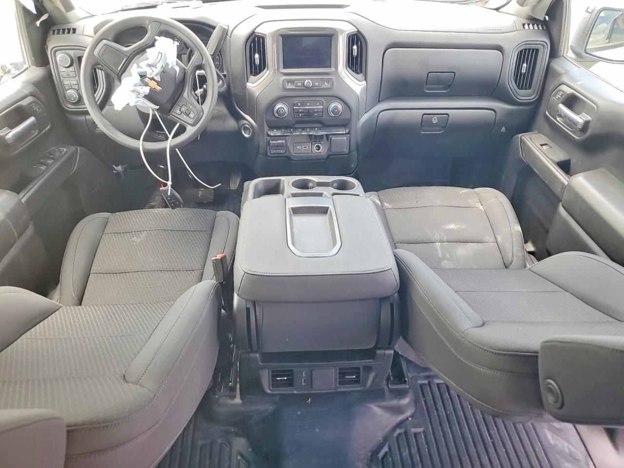 2025 CHEVROLET SILVERADO