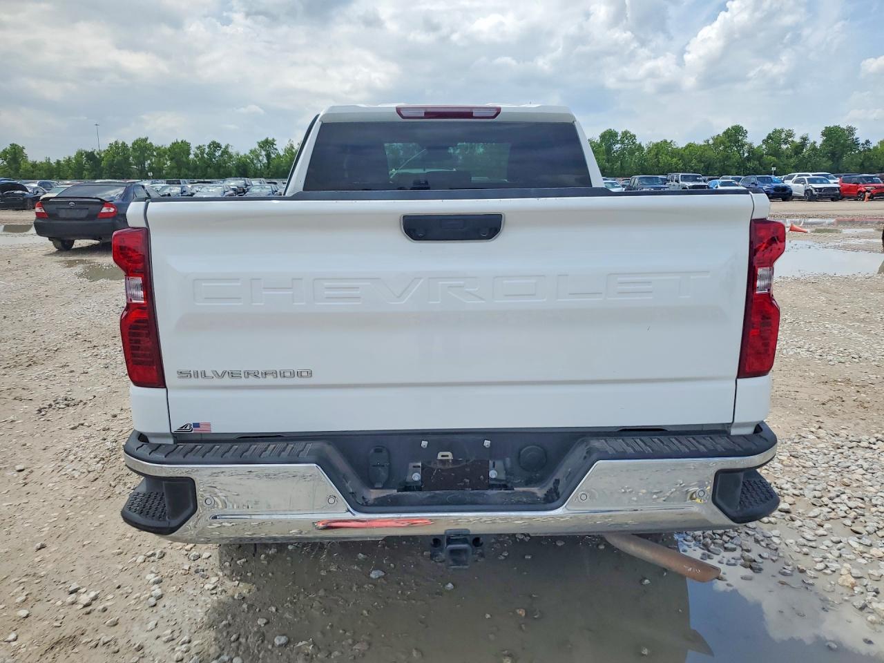 2025 CHEVROLET SILVERADO