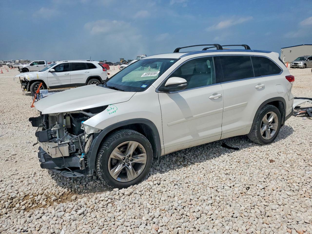 2019 TOYOTA HIGHLANDER