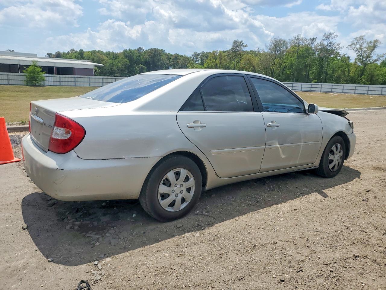 2004 TOYOTA CAMRY