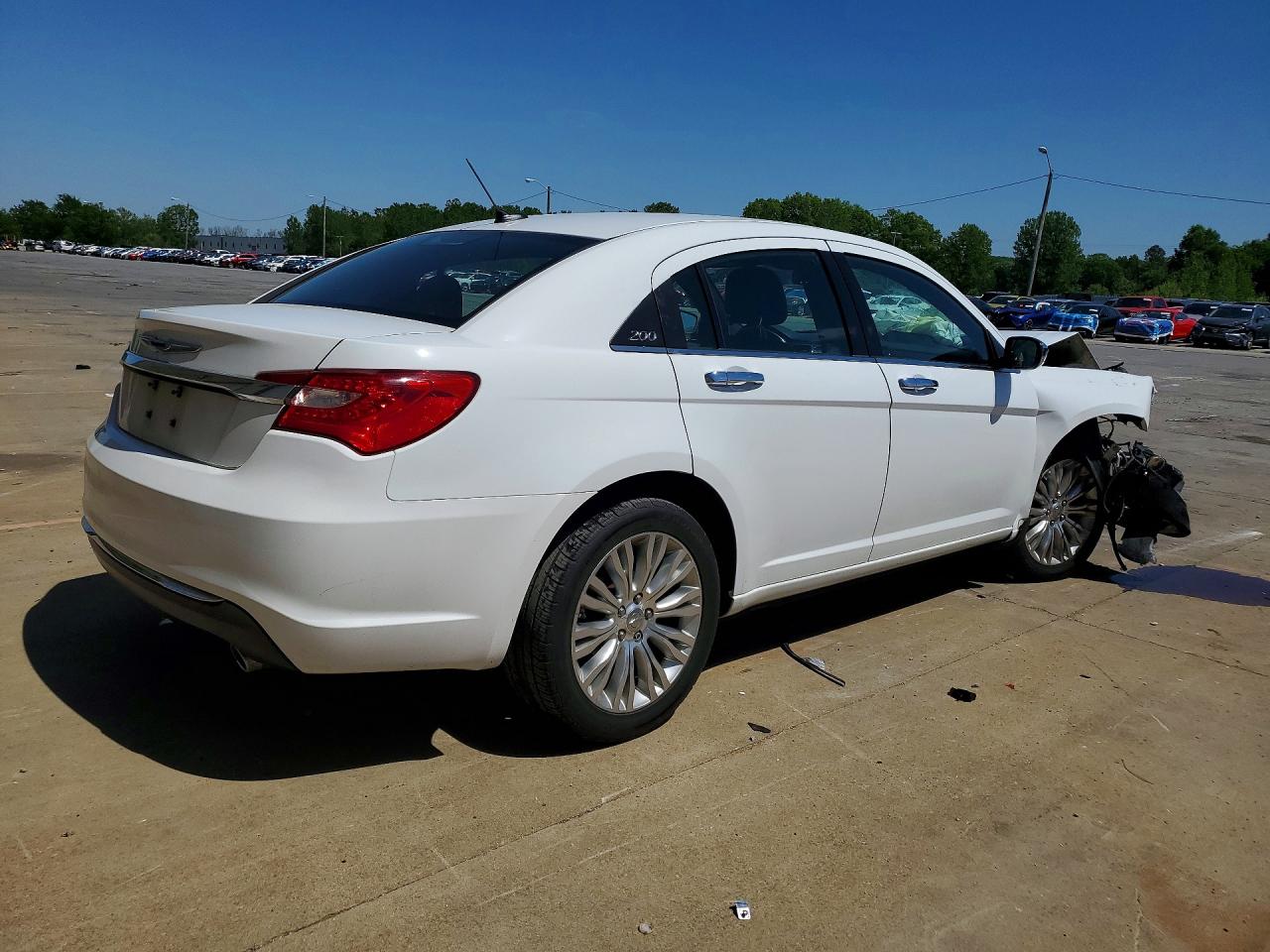 2012 CHRYSLER 200