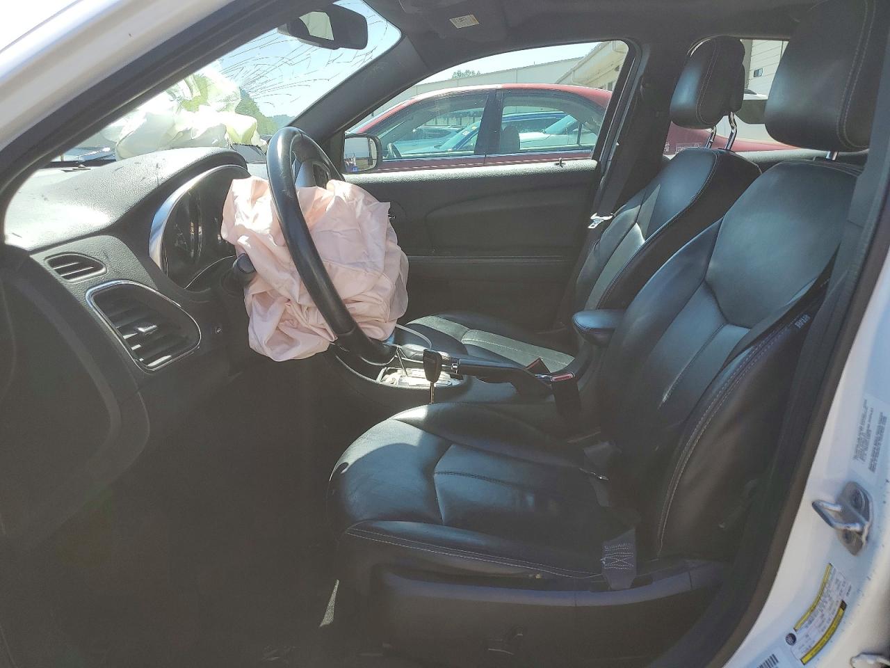 2012 CHRYSLER 200