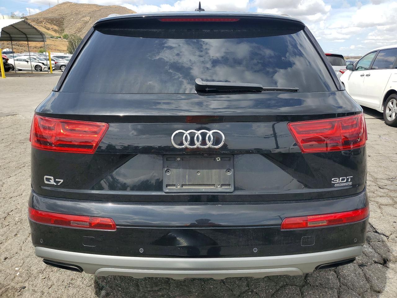 2017 AUDI Q7