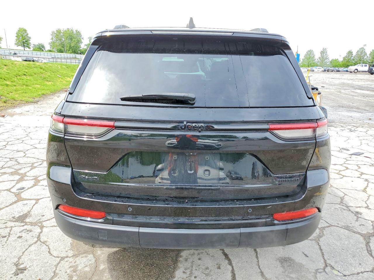 2023 JEEP CHEROKEE