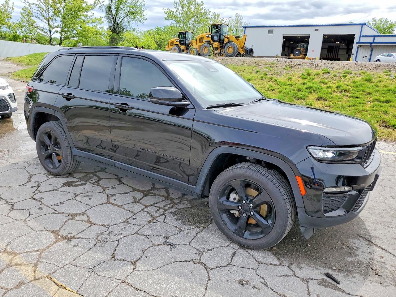 2023 JEEP CHEROKEE
