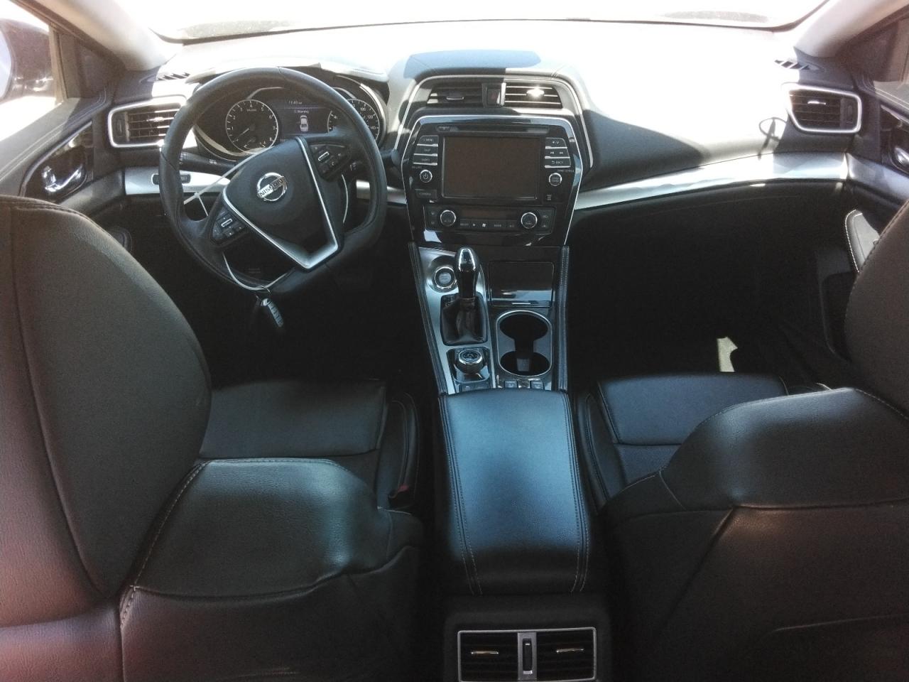 2023 NISSAN MAXIMA