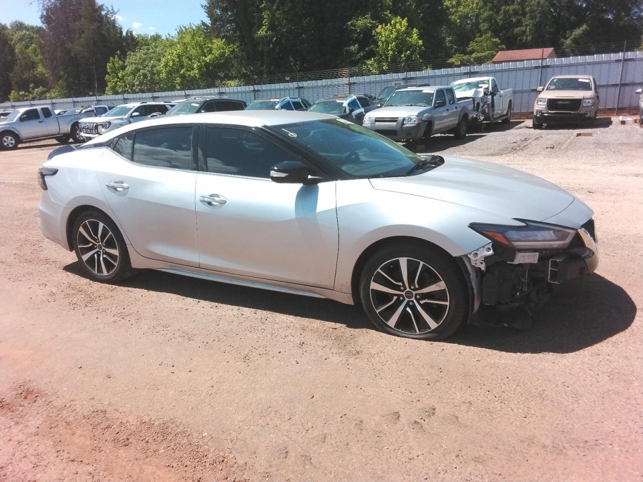2023 NISSAN MAXIMA