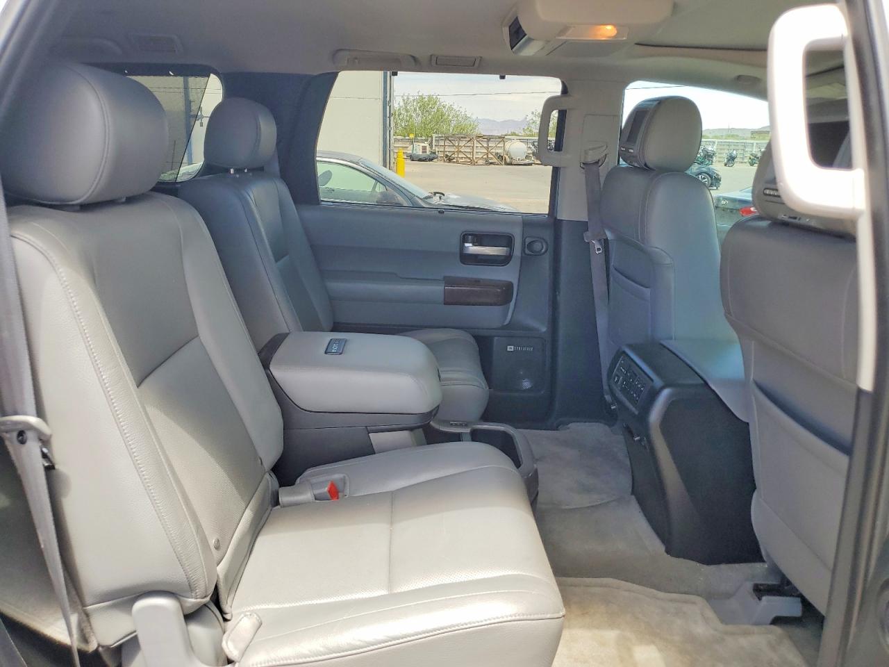 2010 TOYOTA SEQUOIA