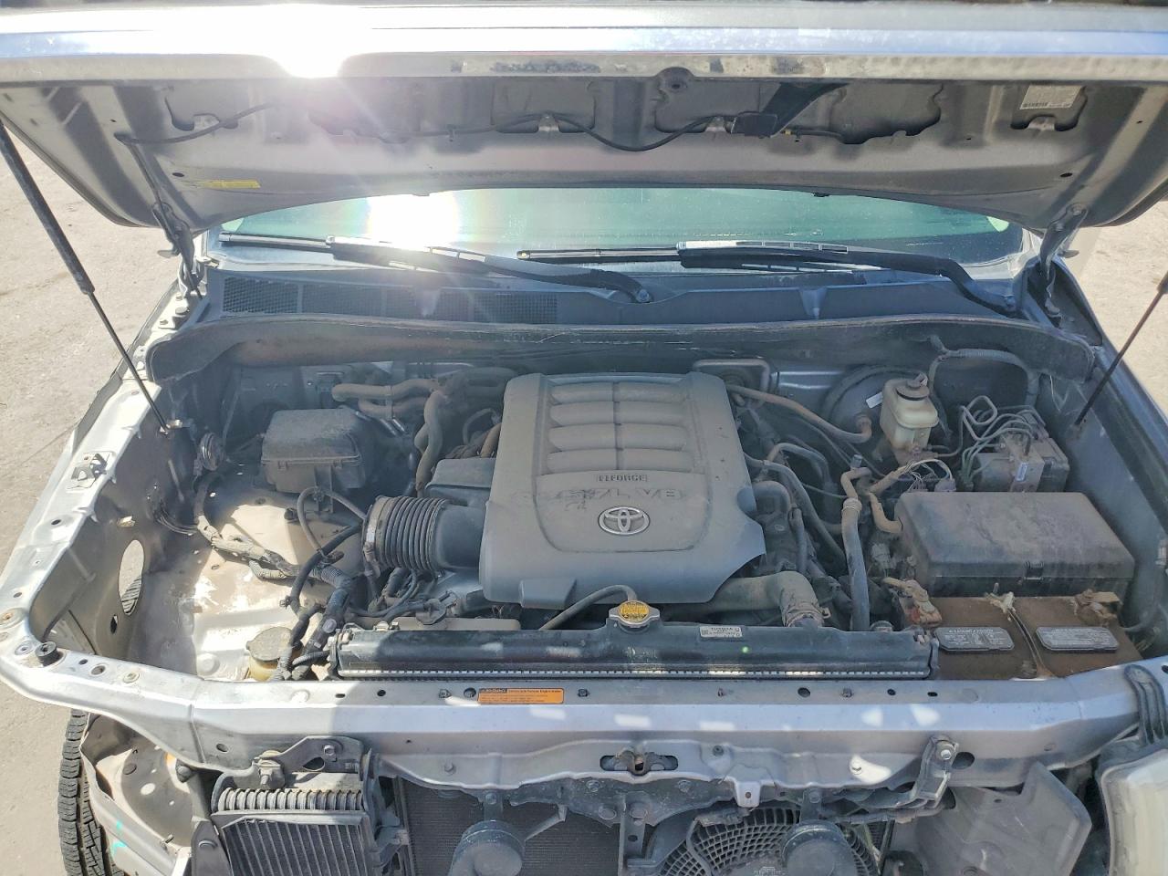2010 TOYOTA SEQUOIA