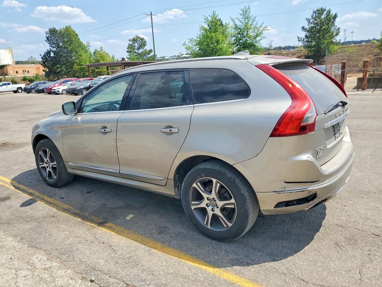 2014 VOLVO XC60
