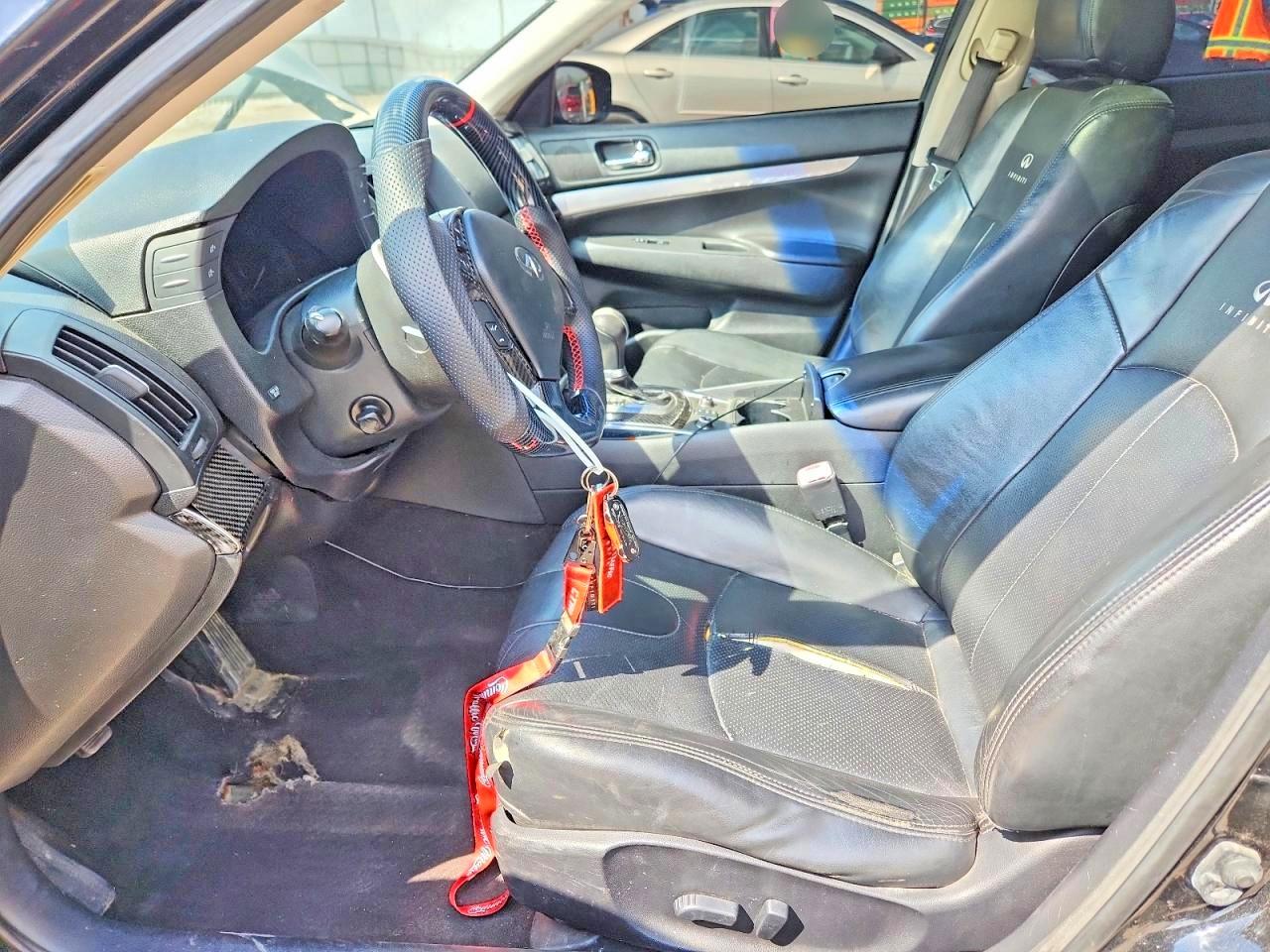 2013 INFINITI G37