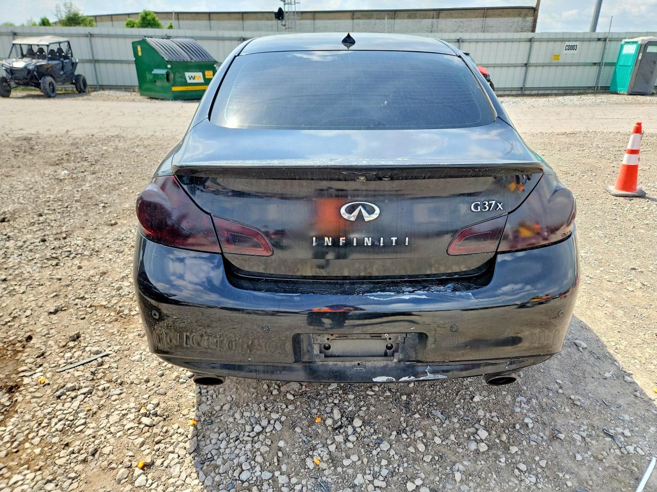 2013 INFINITI G37