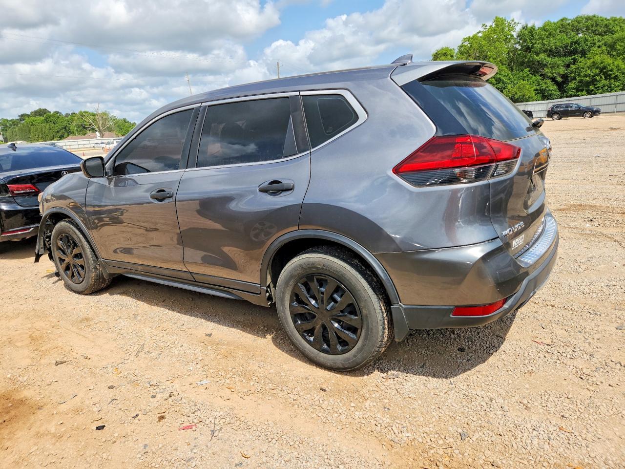 2018 NISSAN ROGUE