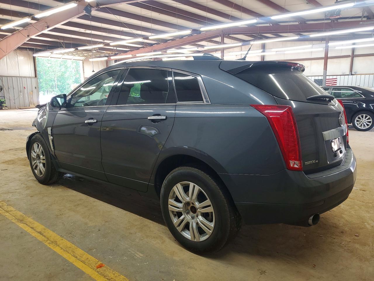 2010 CADILLAC SRX LUXURY