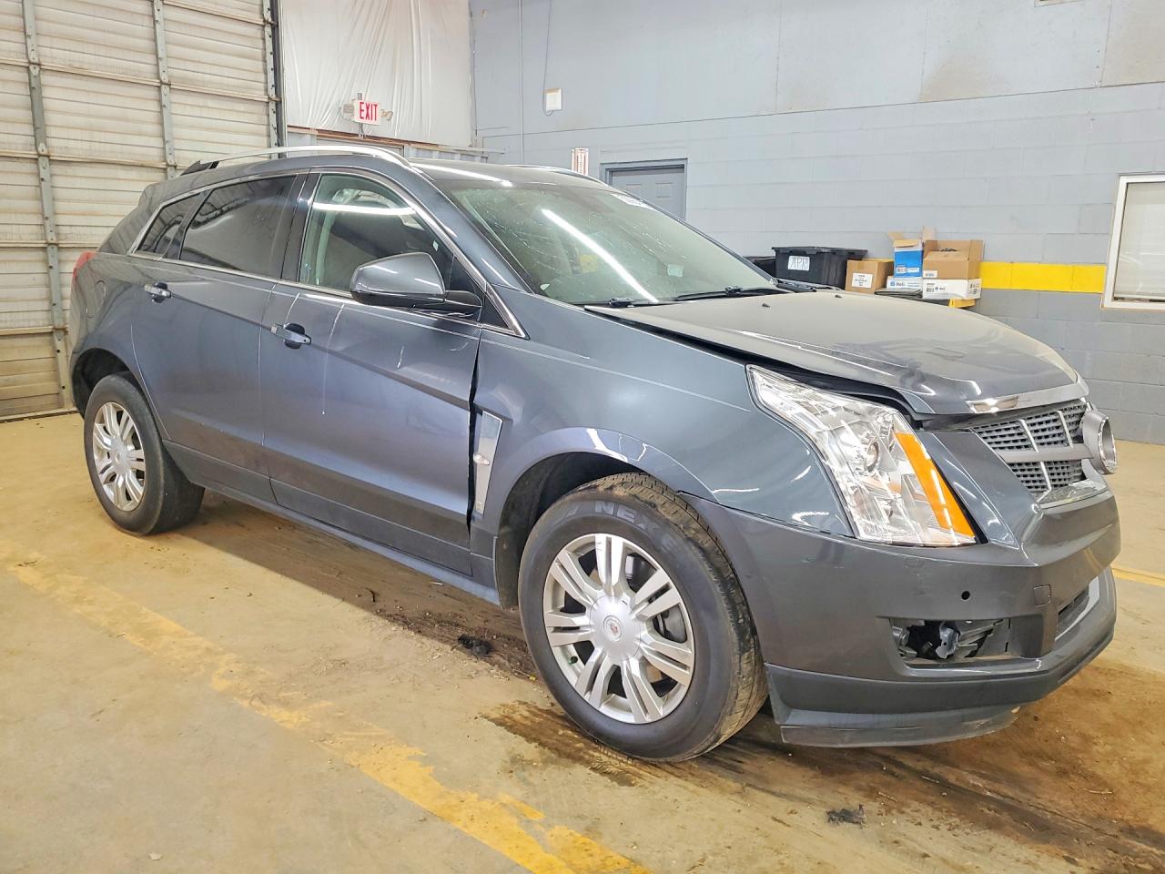 2010 CADILLAC SRX LUXURY