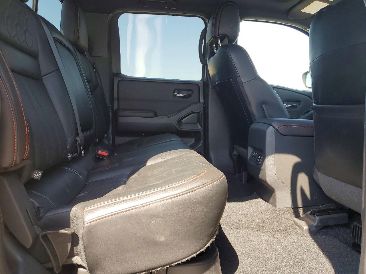 2023 NISSAN FRONTIER