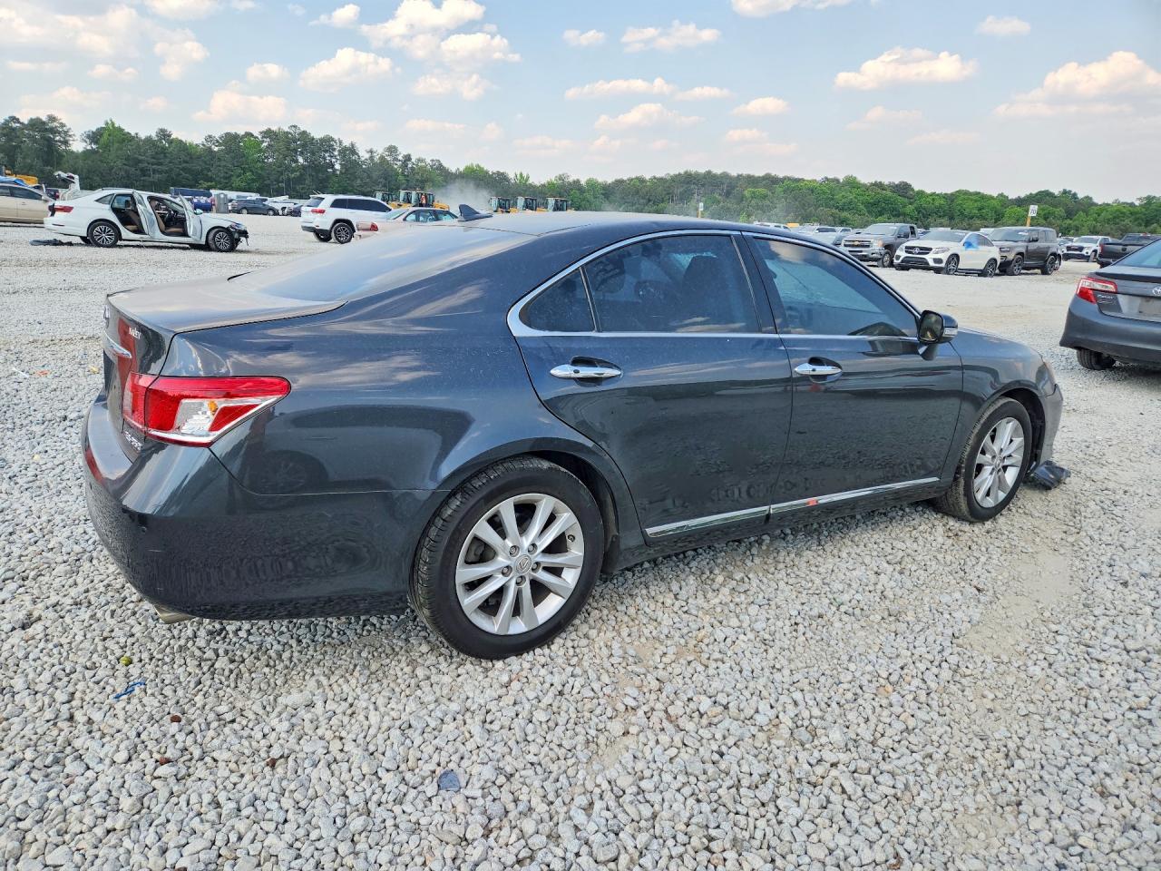 2011 LEXUS ES350