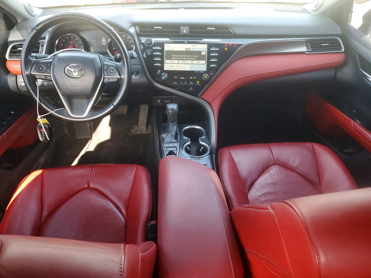 2019 TOYOTA CAMRY