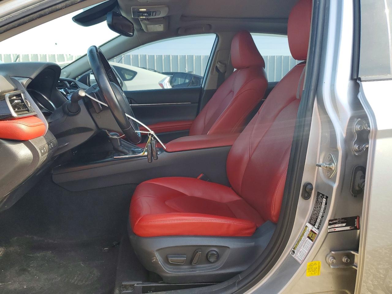 2019 TOYOTA CAMRY