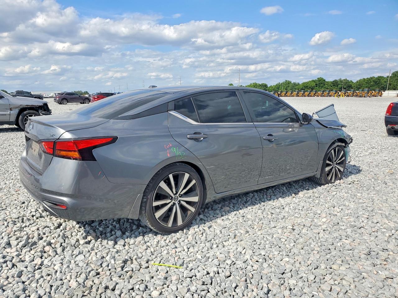2019 NISSAN ALTIMA