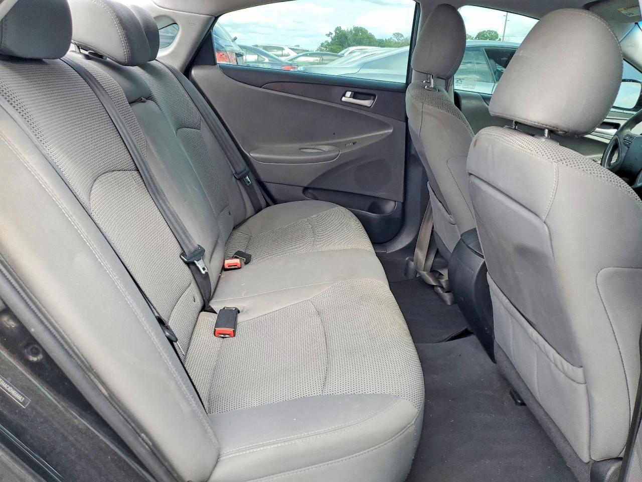 2013 HYUNDAI SONATA