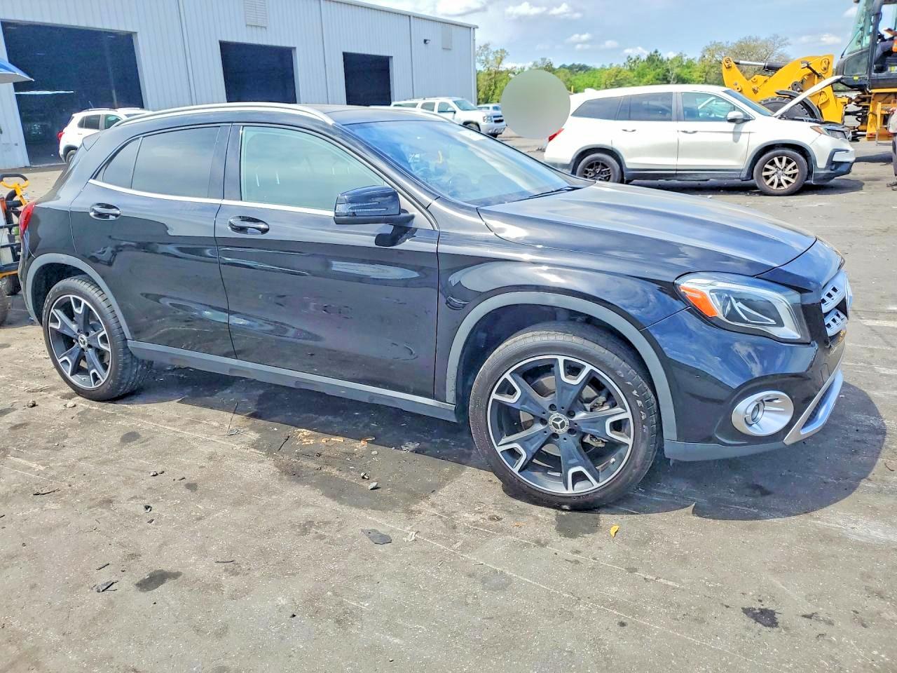 2019 MERCEDES-BENZ GLA-CLASS