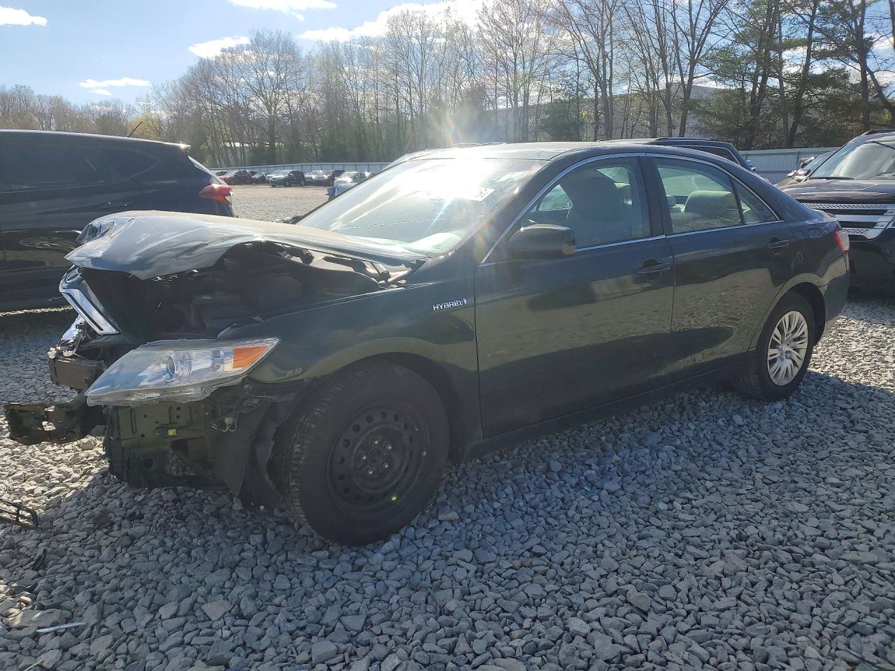 2011 TOYOTA CAMRY