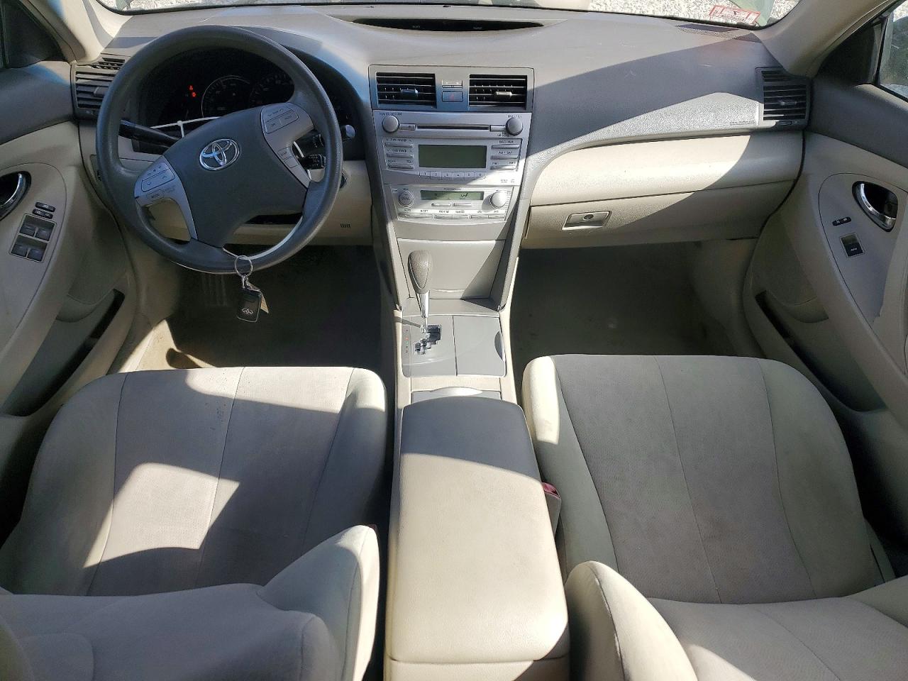 2011 TOYOTA CAMRY