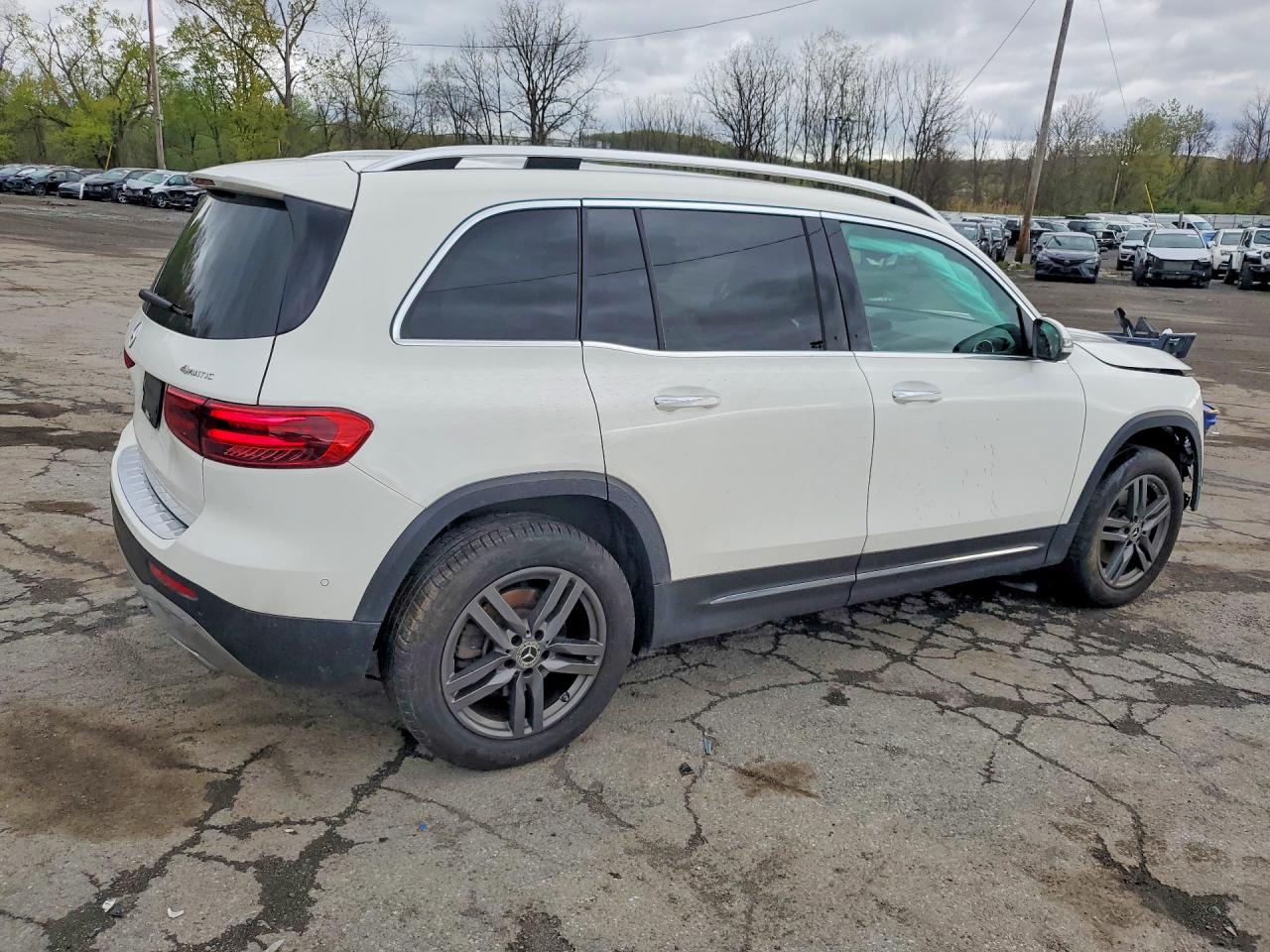 2025 MERCEDES-BENZ GLB-CLASS