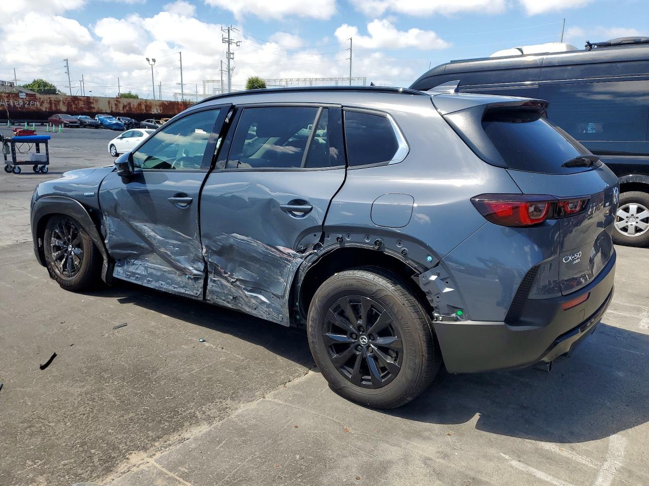 2025 MAZDA CX-50