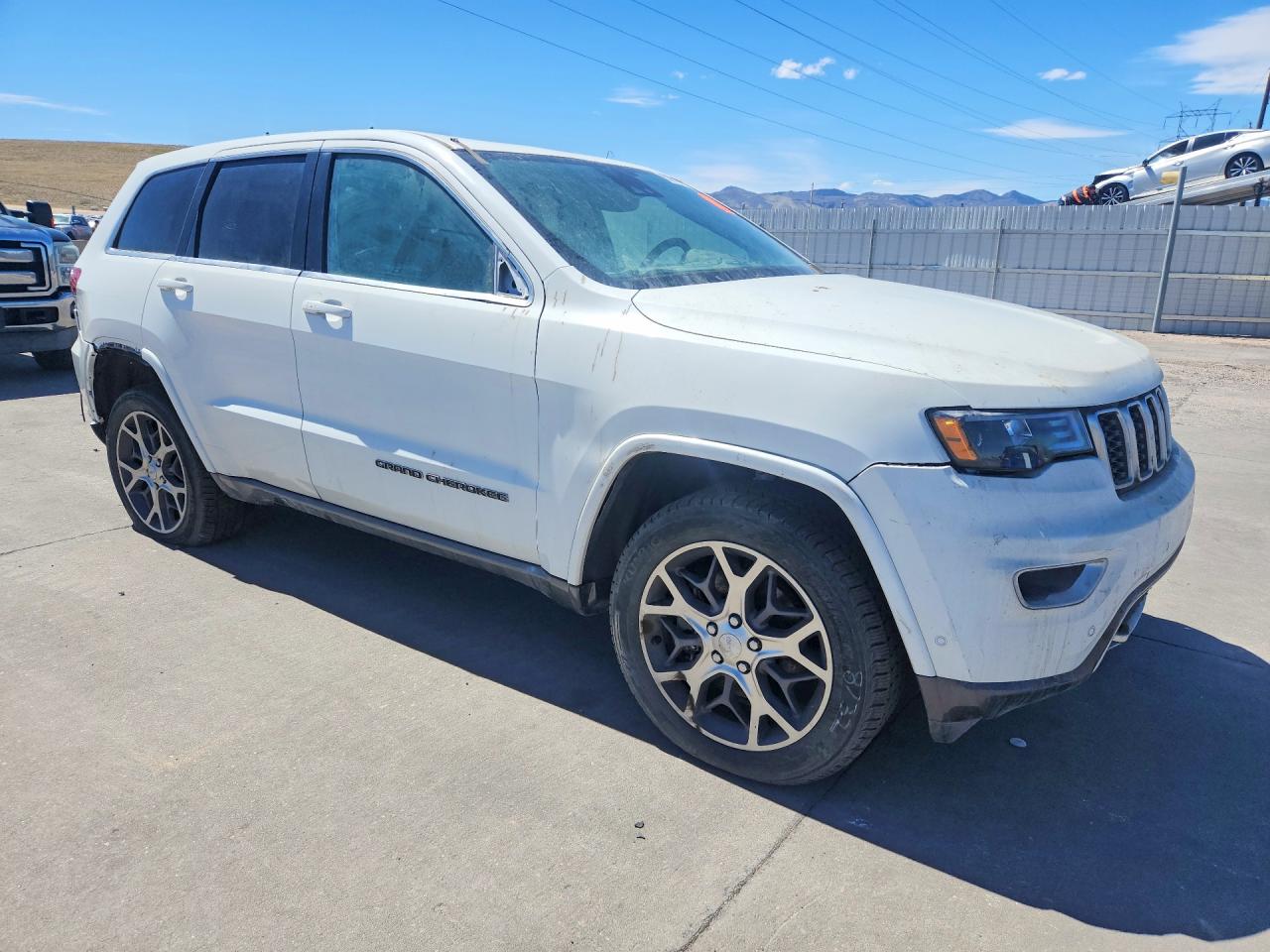 2018 JEEP CHEROKEE