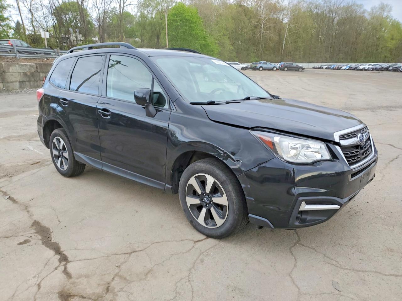 2018 SUBARU FORESTER
