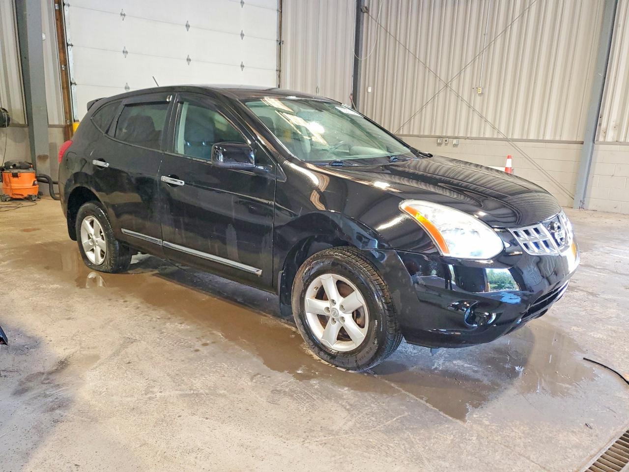 2013 NISSAN ROGUE