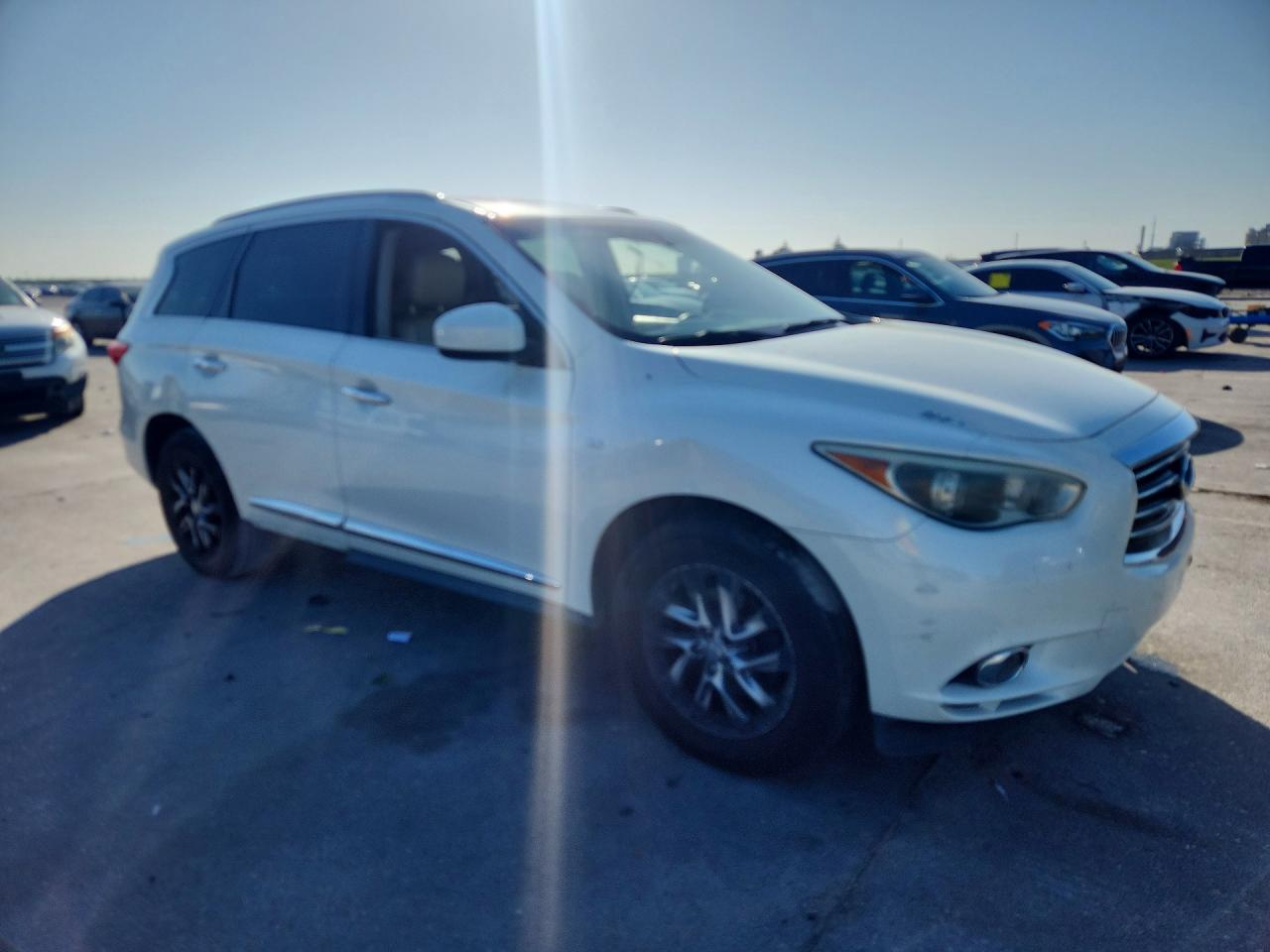 2015 INFINITI QX60