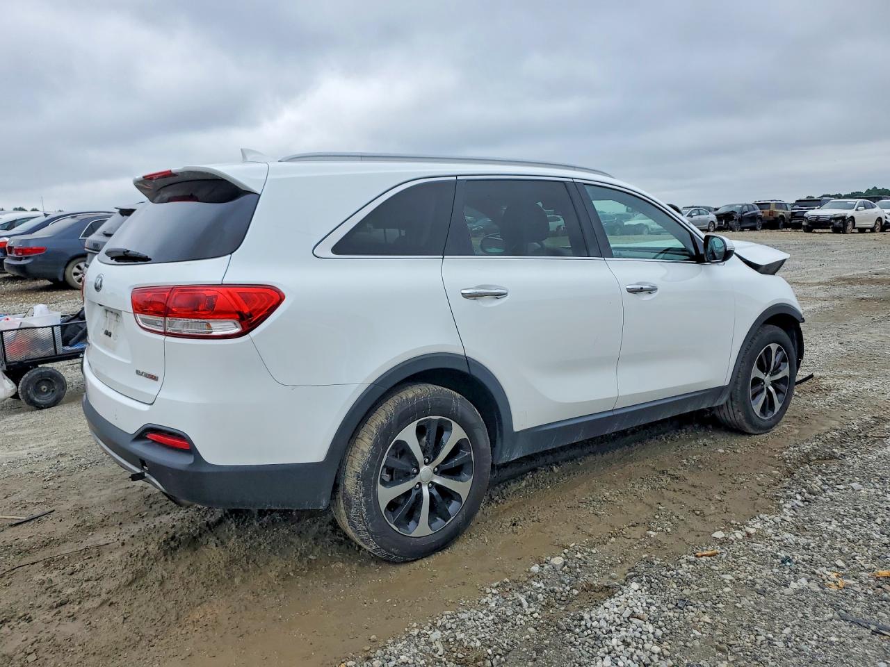 2016 KIA SORENTO