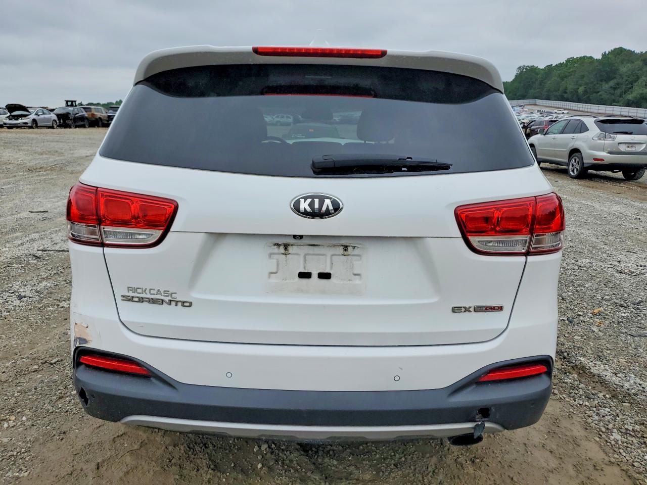 2016 KIA SORENTO