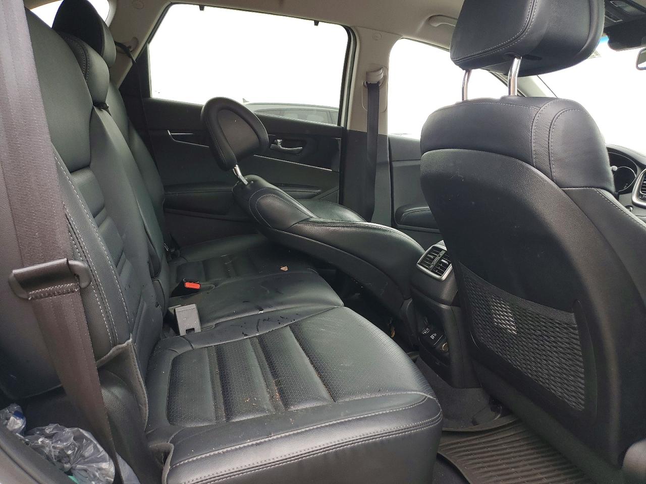 2016 KIA SORENTO