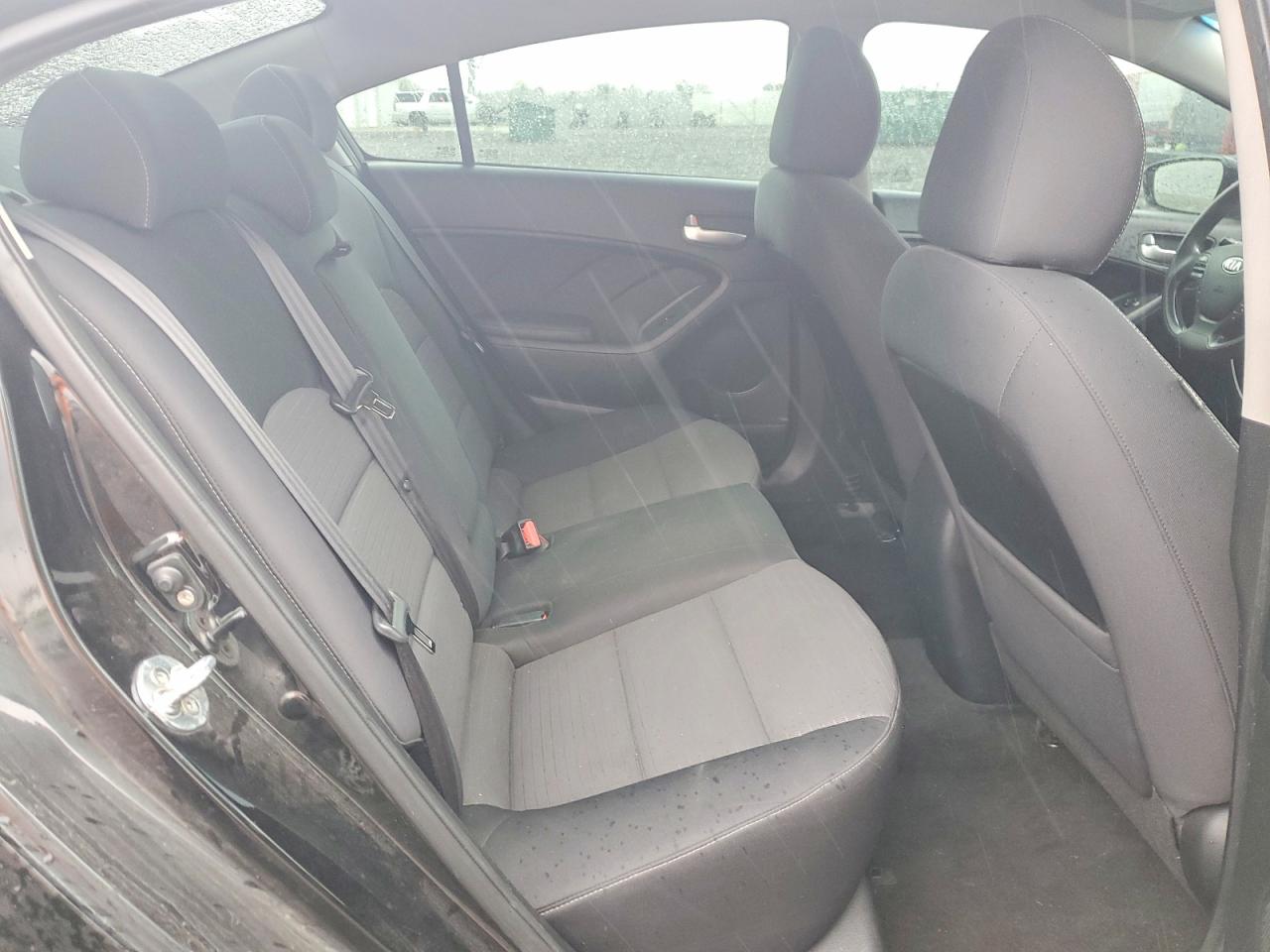 2017 KIA FORTE