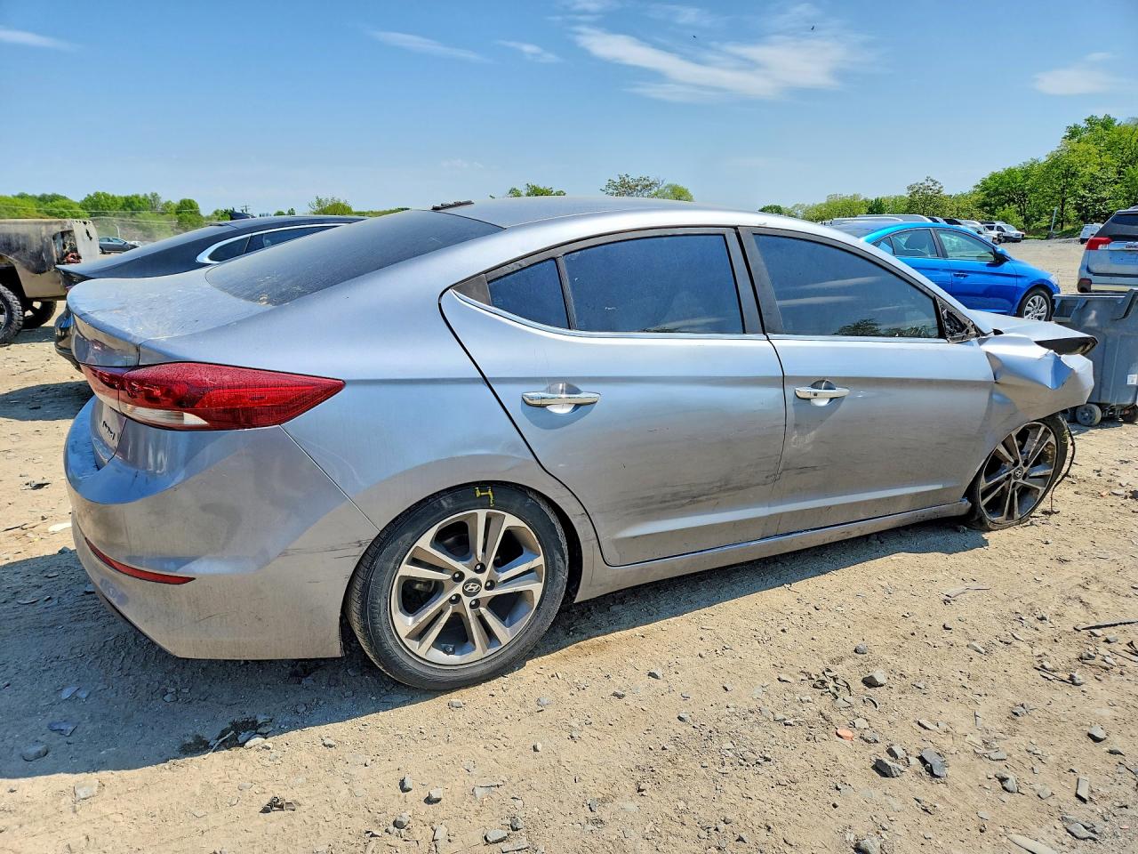 2017 HYUNDAI ELANTRA