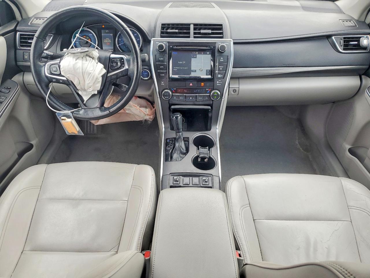 2015 TOYOTA CAMRY SOLA