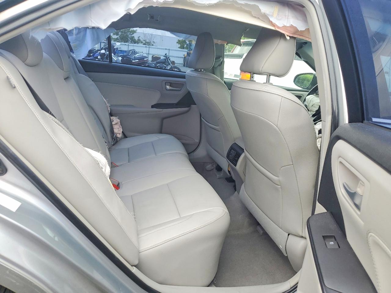 2015 TOYOTA CAMRY SOLA