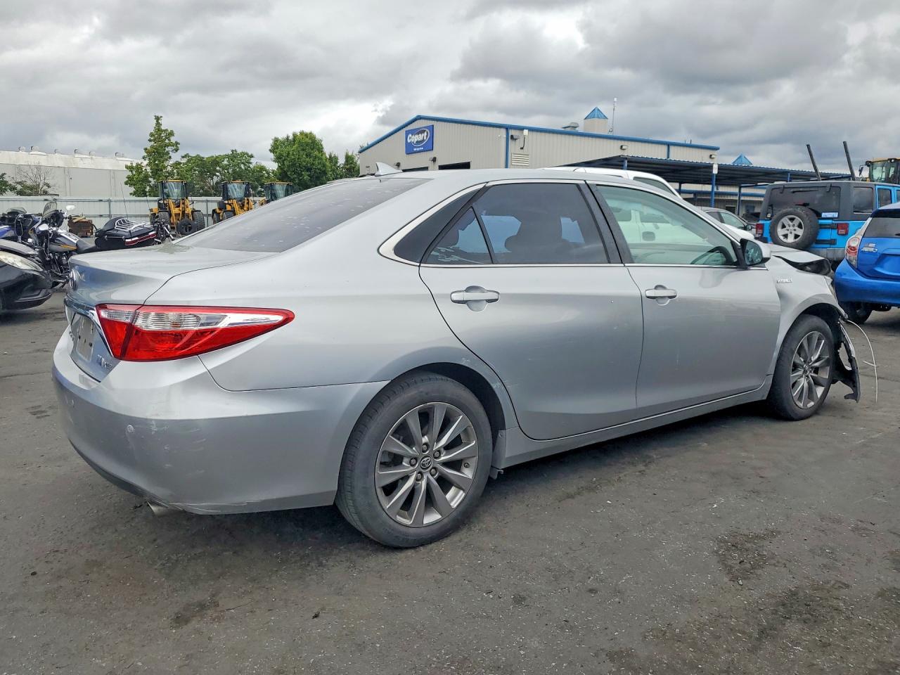 2015 TOYOTA CAMRY SOLA