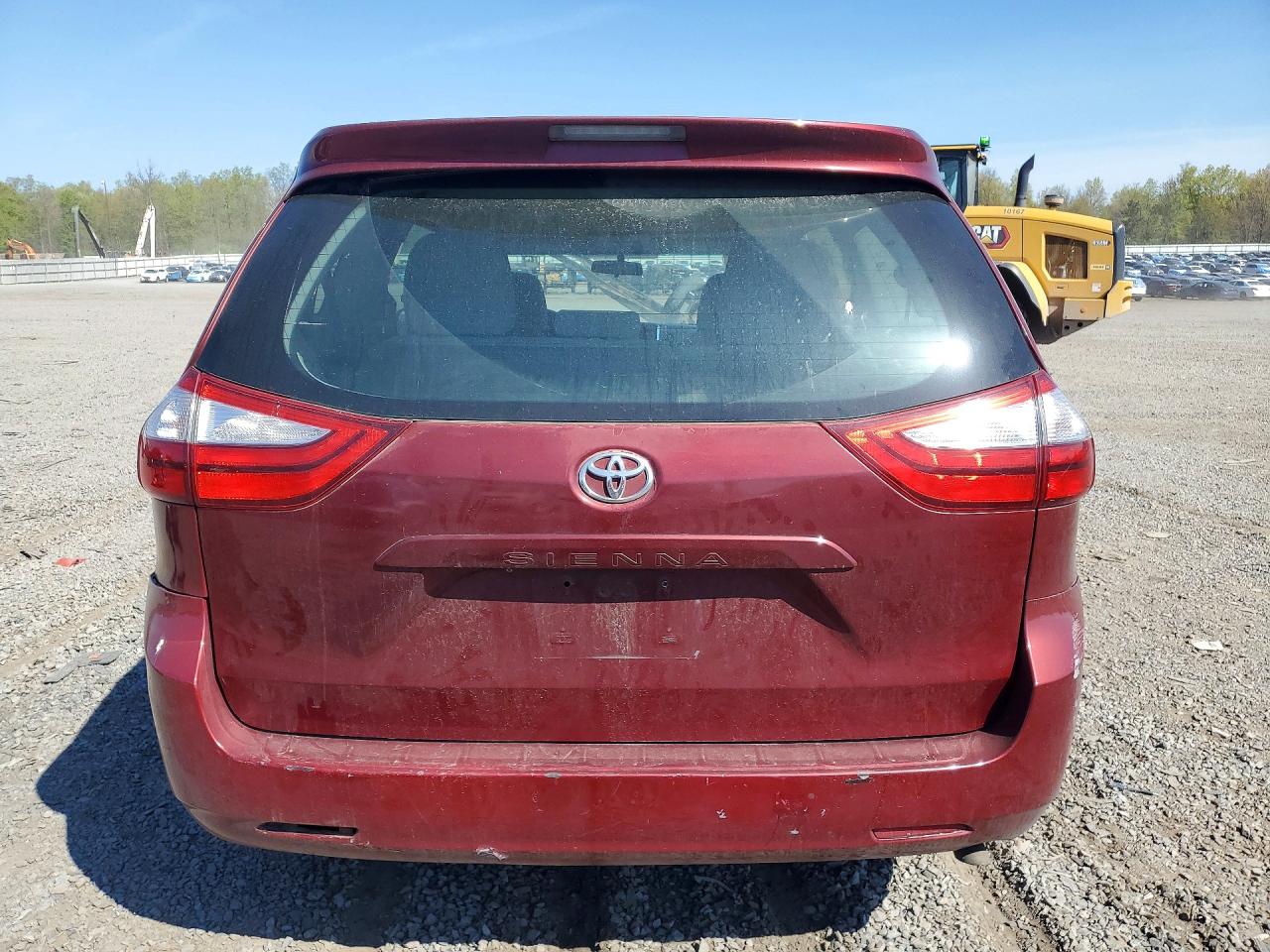 2015 TOYOTA SIENNA