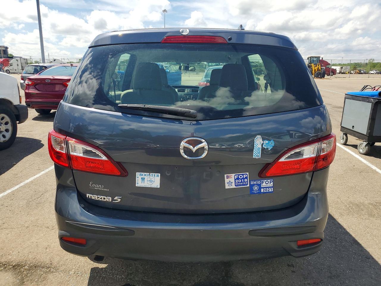 2012 MAZDA 5